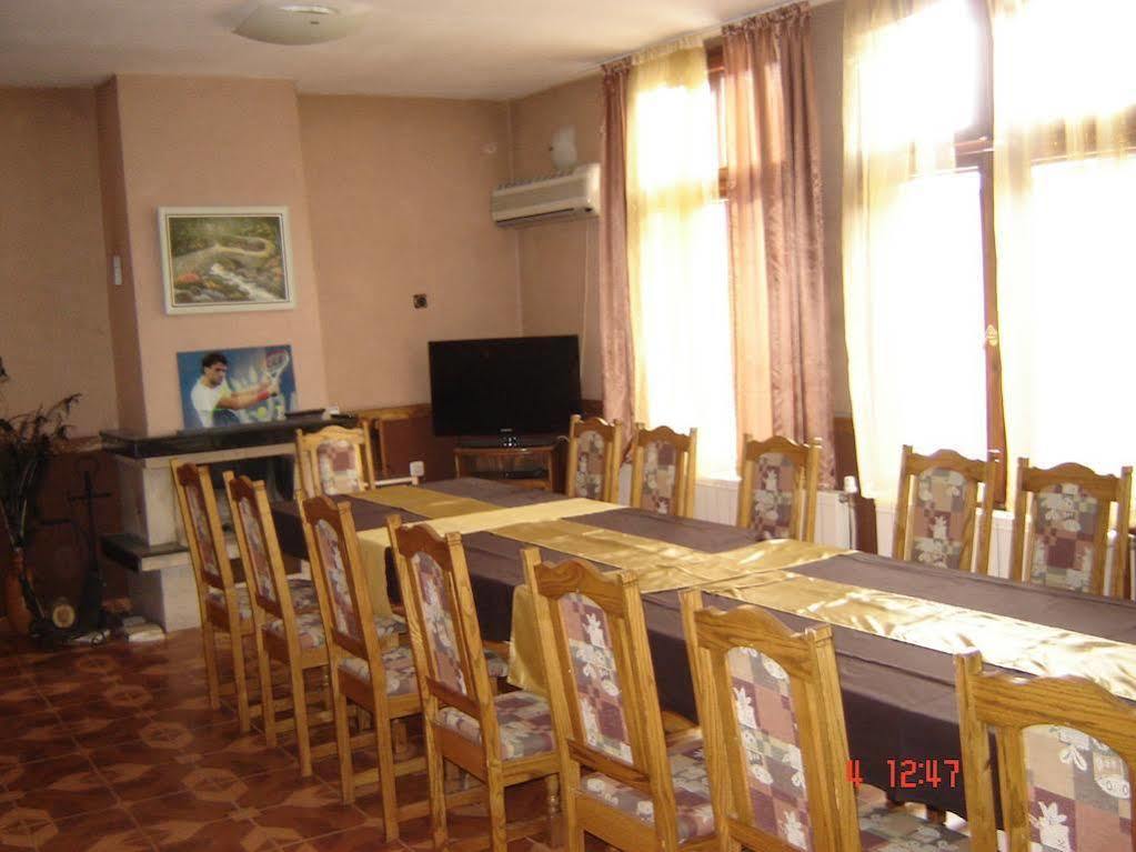 Kanclera Hotel Kaspichan 外观 照片